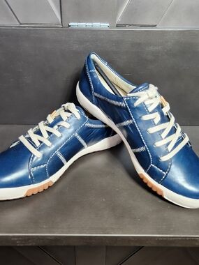 Romika Blue Leather Lace-Up Womens EU 36 US 5-5.5 Sneakers with White Soles